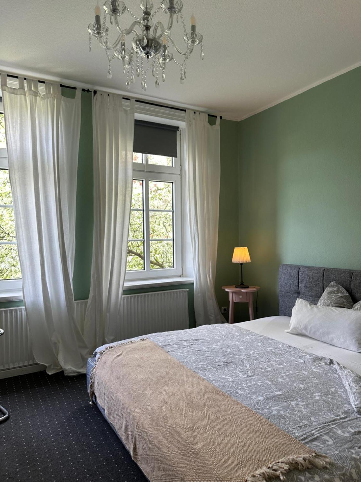 Altes Pastorat Bed and Breakfast Barmstedt Eksteriør billede