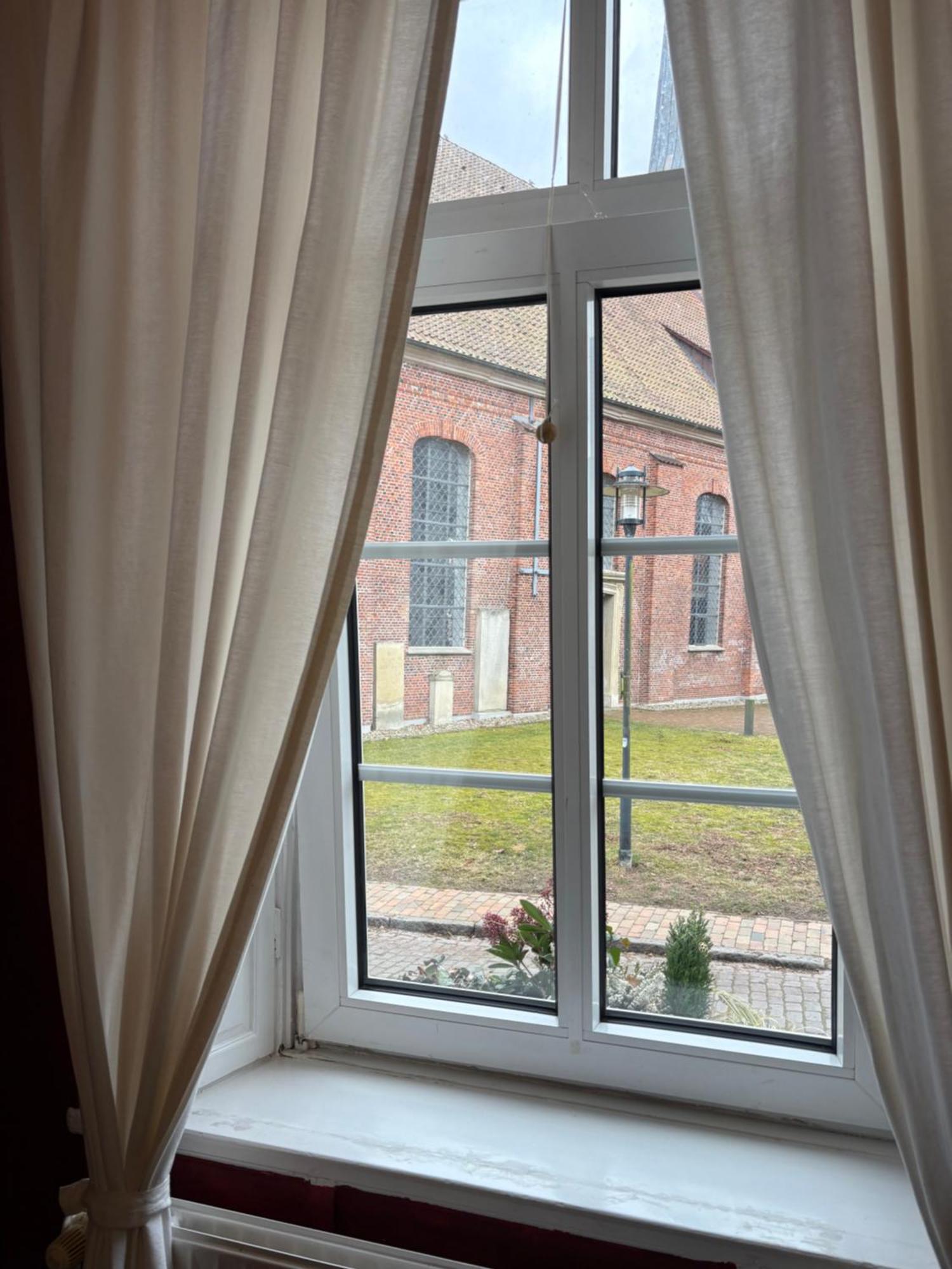Altes Pastorat Bed and Breakfast Barmstedt Eksteriør billede